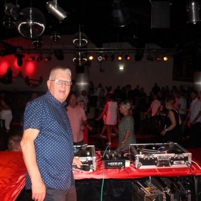 DJ12